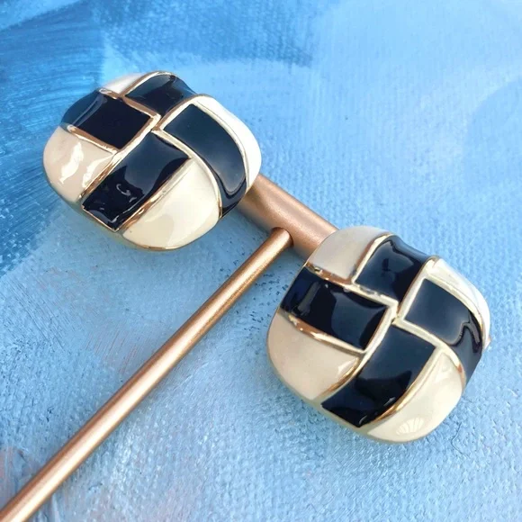 80s Vintage Alison Reed Black Enamel Gold Tone Statement Earrings - Picture 3 of 3